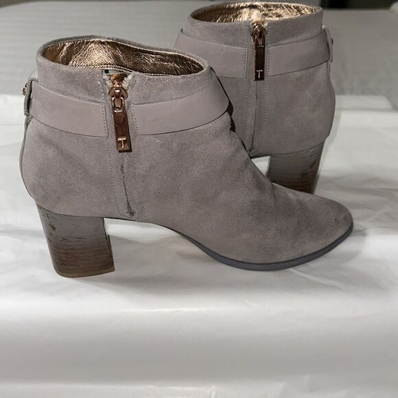 Ted Baker 40.5 Ainthe Ankle Booties in Light Grey Rose Gold - Picture 6 of 11